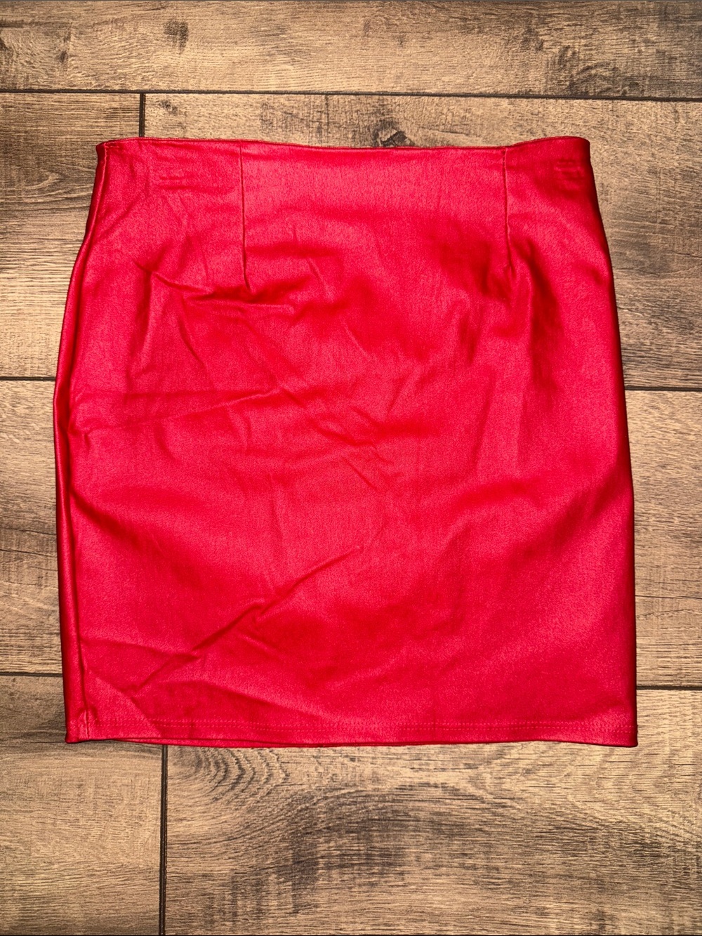 LIKE NEW Windsor Red Stretch Mini Skirt
